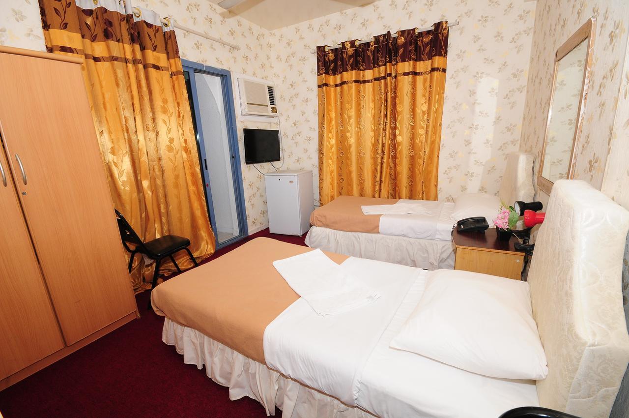 Al Qaid Hotel Дубай Екстериор снимка